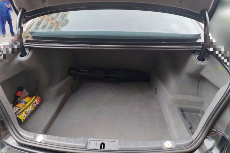 Used BMW 7 Series 2013 740Li Leading Model Trunk