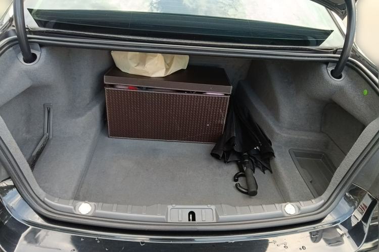 Used BMW 7 Series 2013 730Li Leading Model Trunk