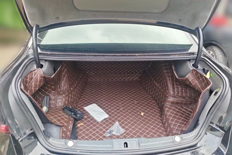 Used BMW 7 Series 2013 730Li Leading Model Trunk