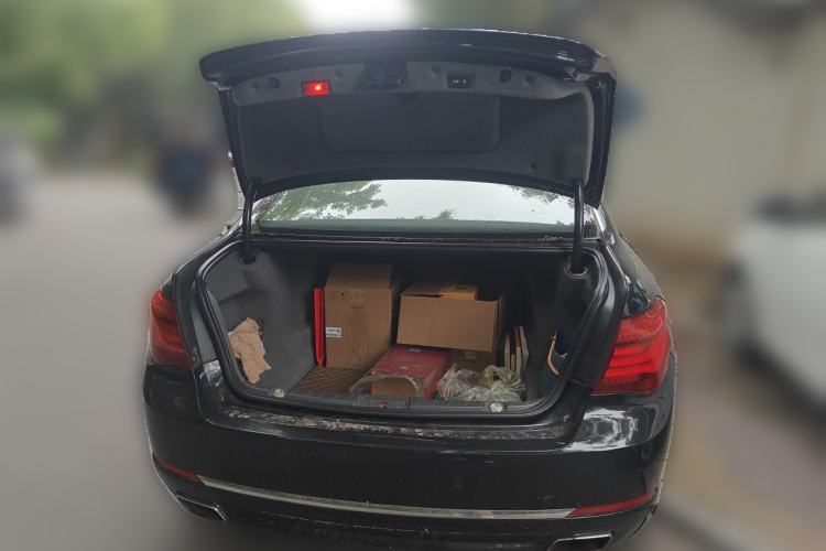 Used BMW 7 Series 2013 740Li Leading Model Trunk
