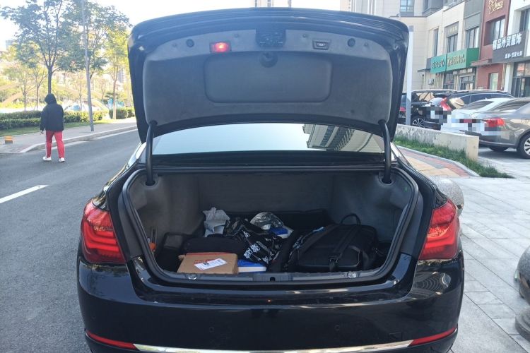 Used BMW 7 Series 2013 730Li Leading Model Trunk