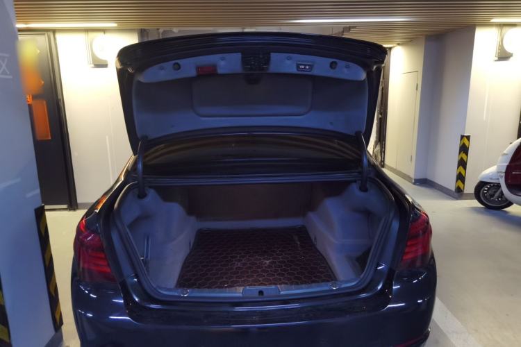 Used BMW 7 Series 2013 730Li Luxury Model Trunk
