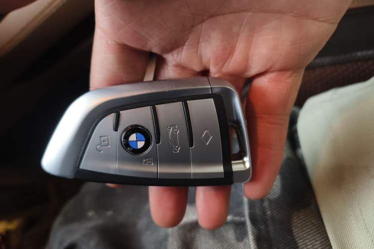 Used BMW 7 Series 2013 750Li xDrive Vehicle Key