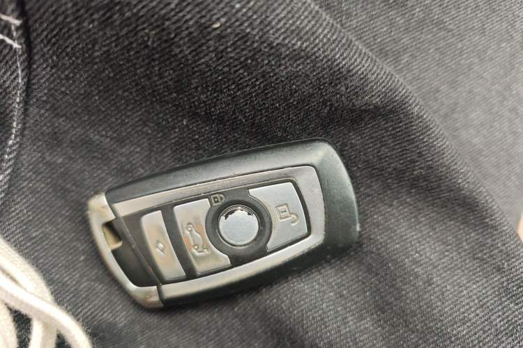 Used BMW 7 Series 2013 740Li Leading Model Vehicle Key