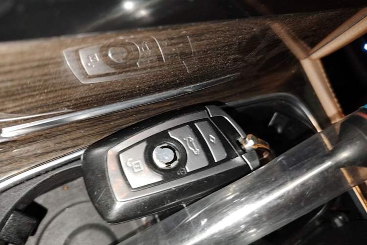 Used BMW 7 Series 2013 730Li Leading Model Vehicle Key