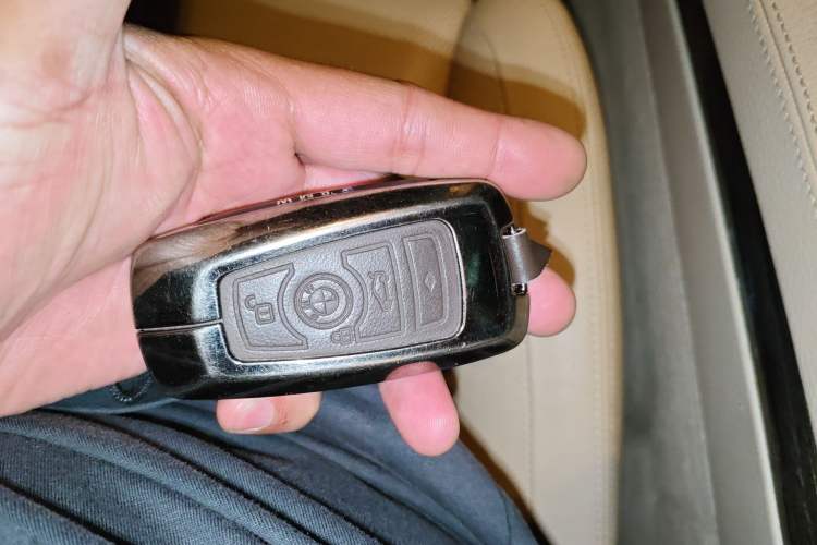 Used BMW 7 Series 2013 740Li xDrive Vehicle Key