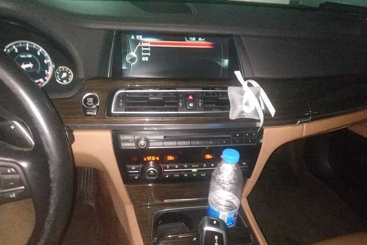Used BMW 7 Series 2013 740Li Leading Model Audio And AC Panel