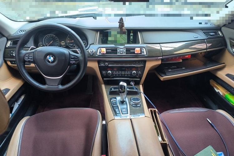 Used BMW 7 Series 2013 740Li xDrive Center Console
