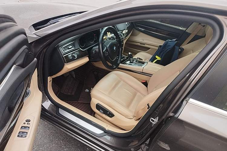Used BMW 7 Series 2013 730Li Leading Model Driver Seat
