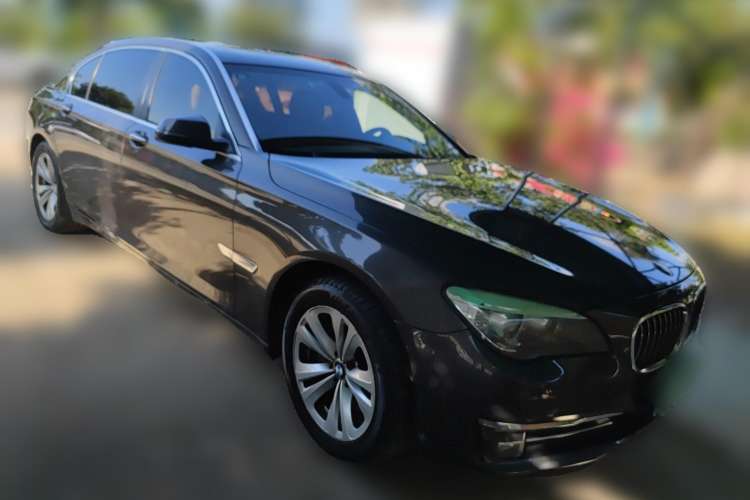 Used BMW 7 Series 2013 730Li Leading Model Front Right 45 Deg