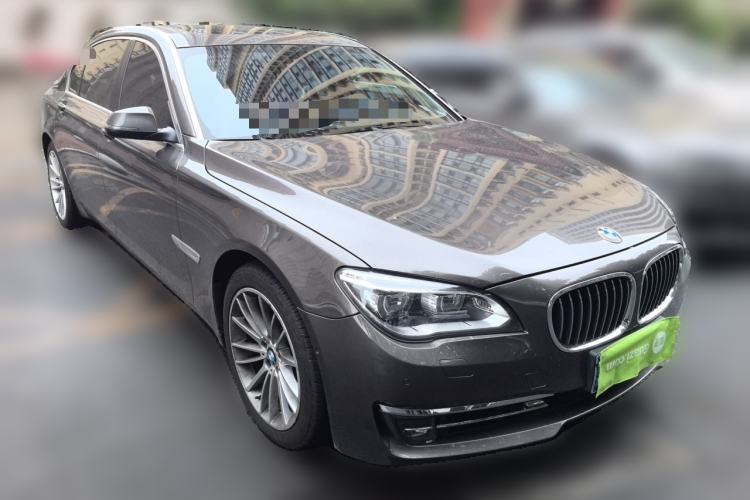 Used BMW 7 Series 2013 740Li xDrive Front Right 45 Deg