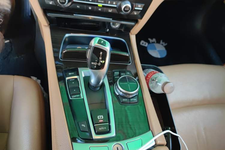 Used BMW 7 Series 2013 730Li Leading Model Gear Lever
