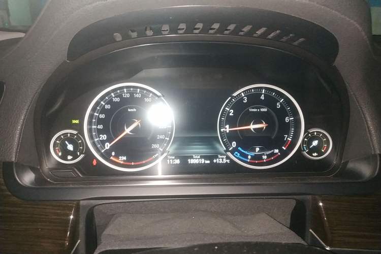 Used BMW 7 Series 2013 740Li Leading Model Instrument Cluster