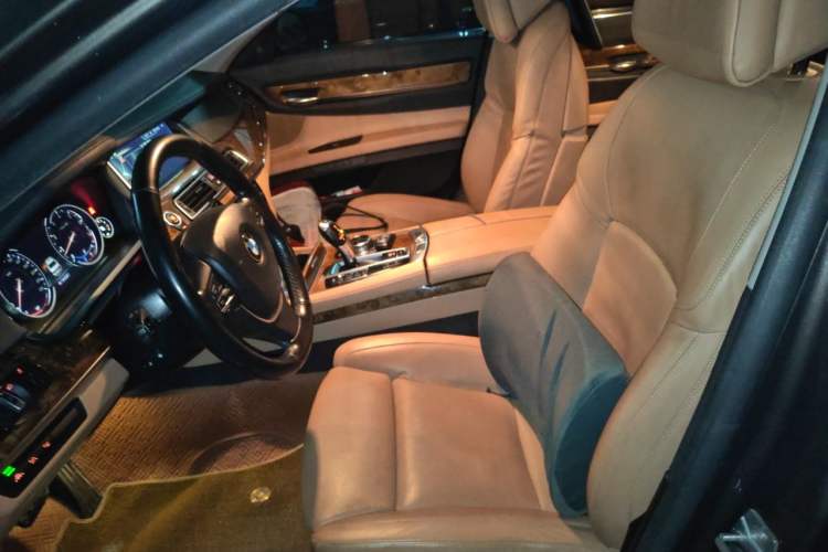 Used BMW 7 Series 2013 740Li Leading Model Left Front Seat