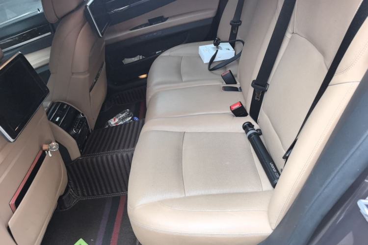 Used BMW 7 Series 2013 740Li xDrive Left Rear Seat