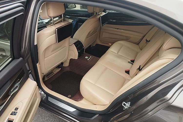 Used BMW 7 Series 2013 730Li Leading Model Left Rear Seat