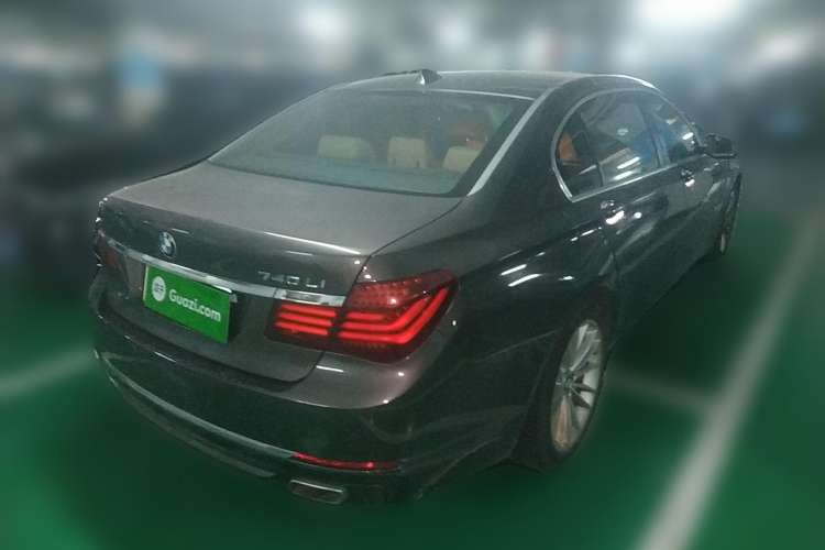 Used BMW 7 Series 2013 740Li Leading Model Rear Right 45 Deg