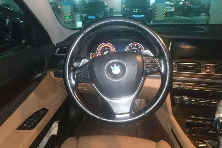 Used BMW 7 Series 2013 740Li Leading Model Steering Wheel
