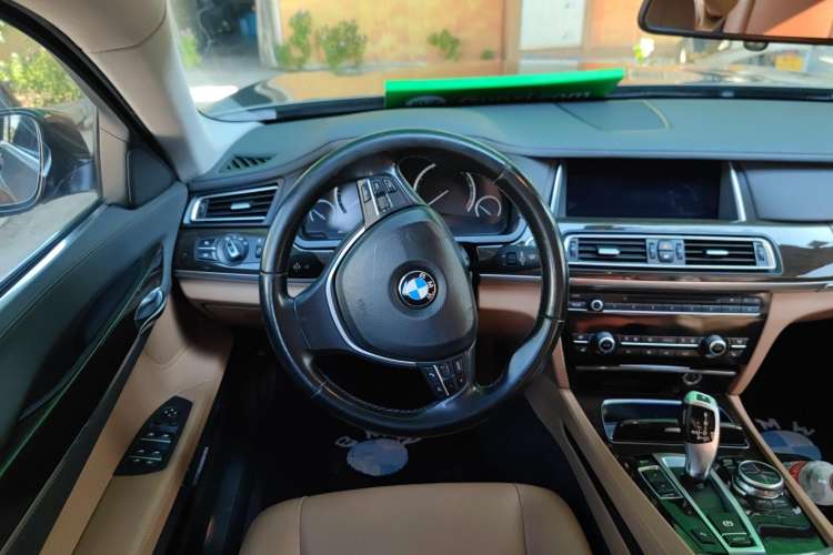 Used BMW 7 Series 2013 730Li Leading Model Steering Wheel
