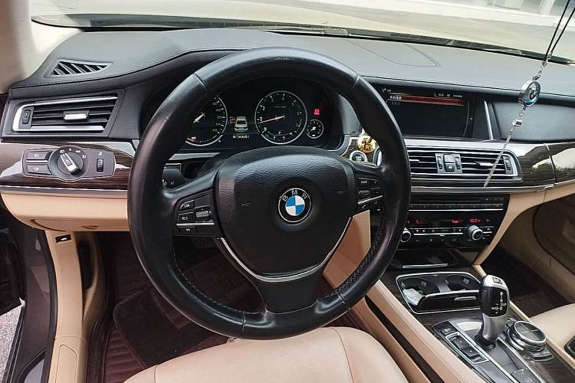 Used BMW 7 Series 2013 730Li Leading Model Steering Wheel