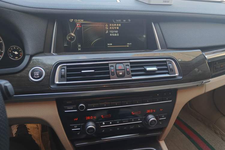 Used BMW 7 Series 2013 730Li Leading Model Audio And AC Panel