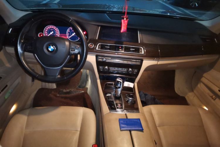 Used BMW 7 Series 2013 730Li Leading Model Center Console