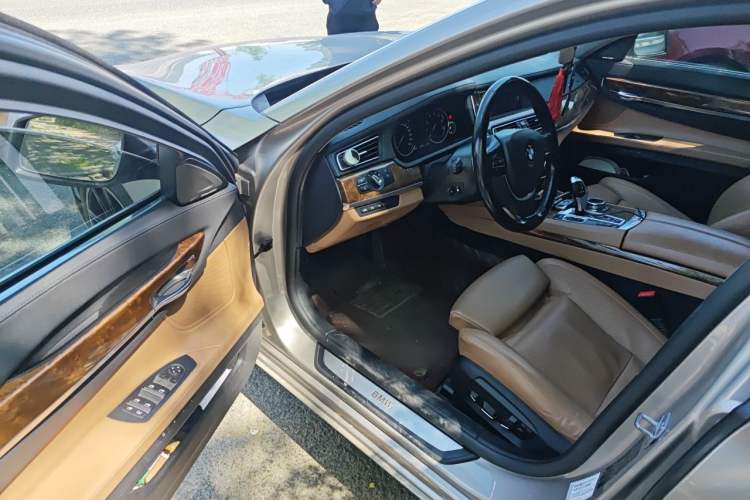 Used BMW 7 Series 2013 740Li Luxury Model Driver Seat