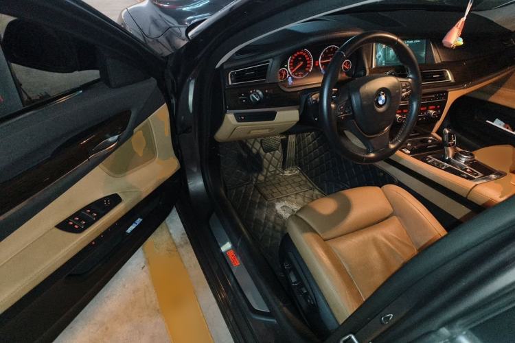 Used BMW 7 Series 2013 740Li Leading Model Driver Seat