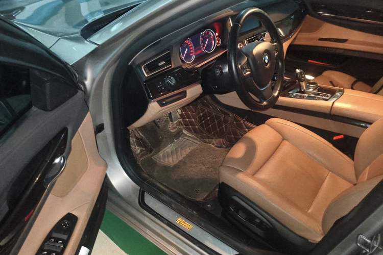 Used BMW 7 Series 2013 740Li Leading Model Driver Seat