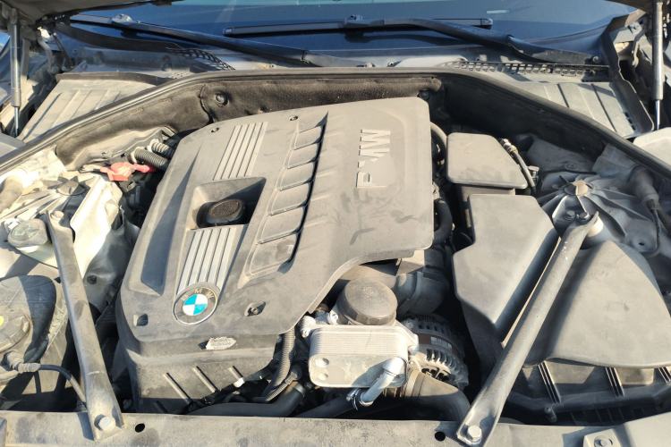 Used BMW 7 Series 2013 730Li Leading Model Engine Bay