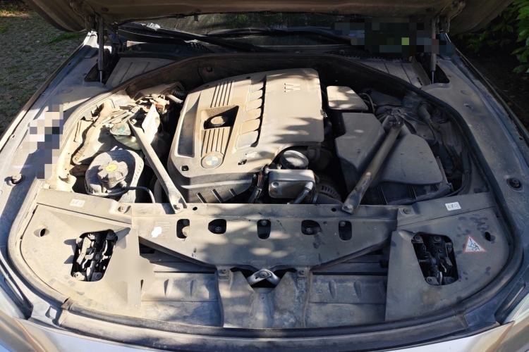 Used BMW 7 Series 2013 730Li Leading Model Engine Bay