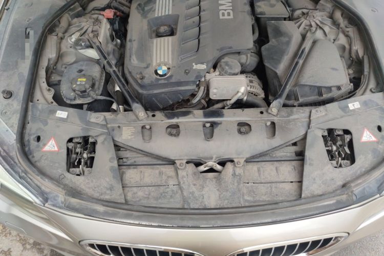 Used BMW 7 Series 2013 730Li Leading Model Engine Bay