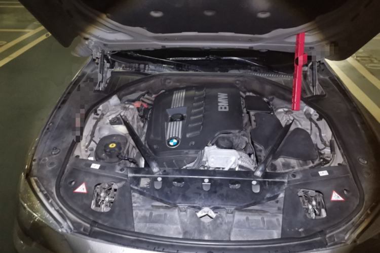 Used BMW 7 Series 2013 730Li Leading Model Engine Bay