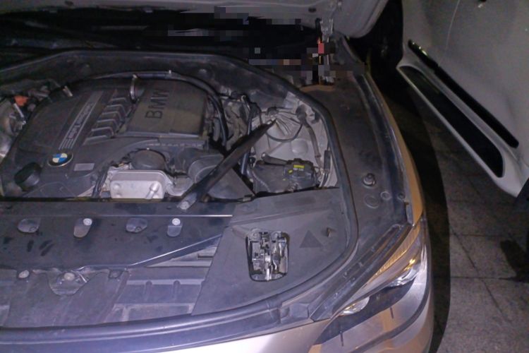 Used BMW 7 Series 2013 740Li Leading Model Engine Bay Left