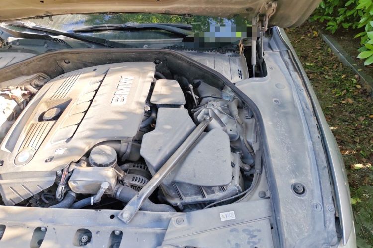 Used BMW 7 Series 2013 730Li Leading Model Engine Bay Left