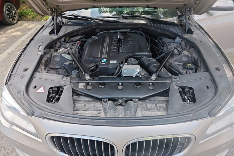 Used BMW 7 Series 2013 740Li Luxury Model Engine Bay
