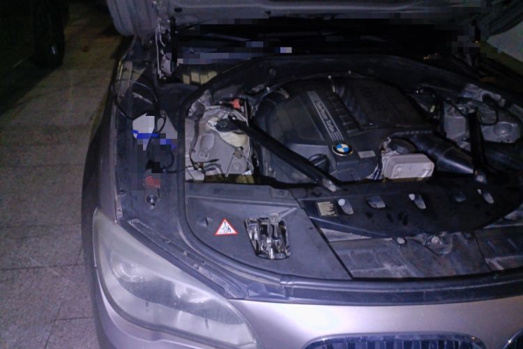 Used BMW 7 Series 2013 740Li Leading Model Engine Bay Right