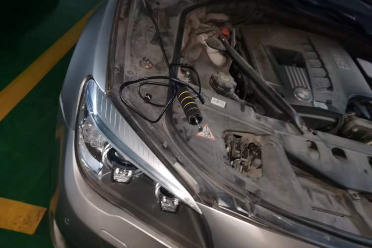 Used BMW 7 Series 2013 730Li Leading Model Engine Bay Right