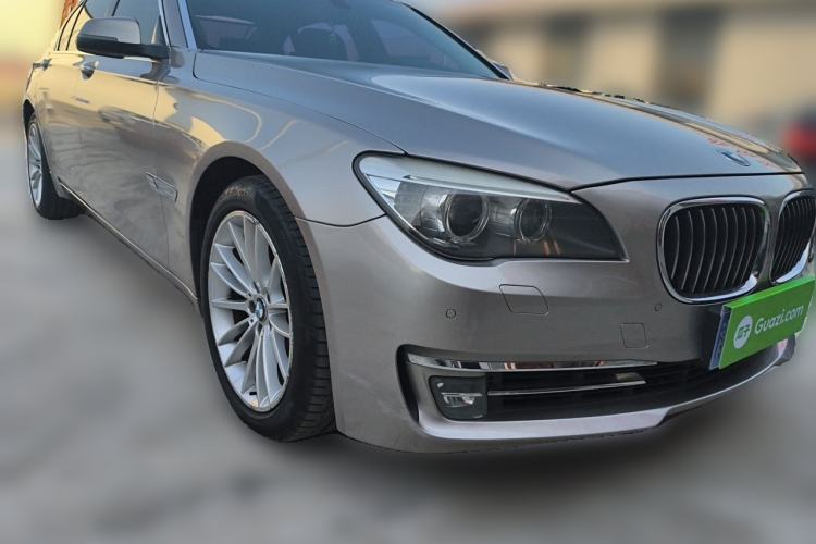 Used BMW 7 Series 2013 740Li Leading Model Front Right 45 Deg