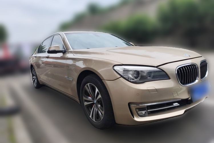 Used BMW 7 Series 2013 730Li Leading Model Front Right 45 Deg