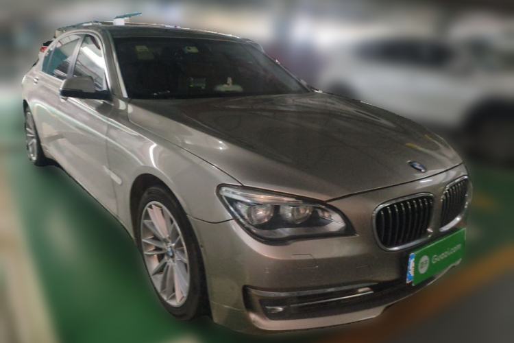 Used BMW 7 Series 2013 740Li Leading Model Front Right 45 Deg