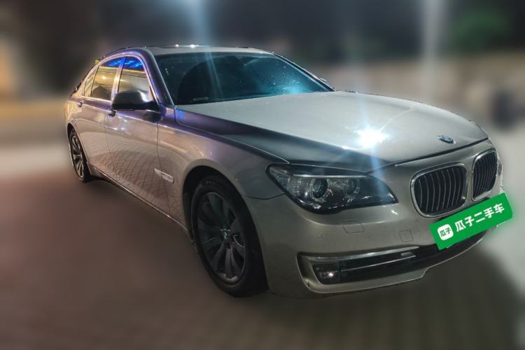 Used BMW 7 Series 2013 740Li Luxury Model Front Right 45 Deg