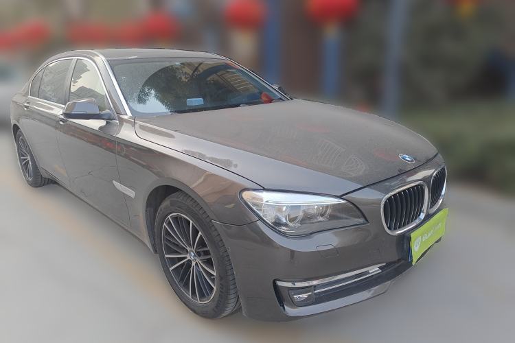 Used BMW 7 Series 2013 730Li Leading Model Front Right 45 Deg