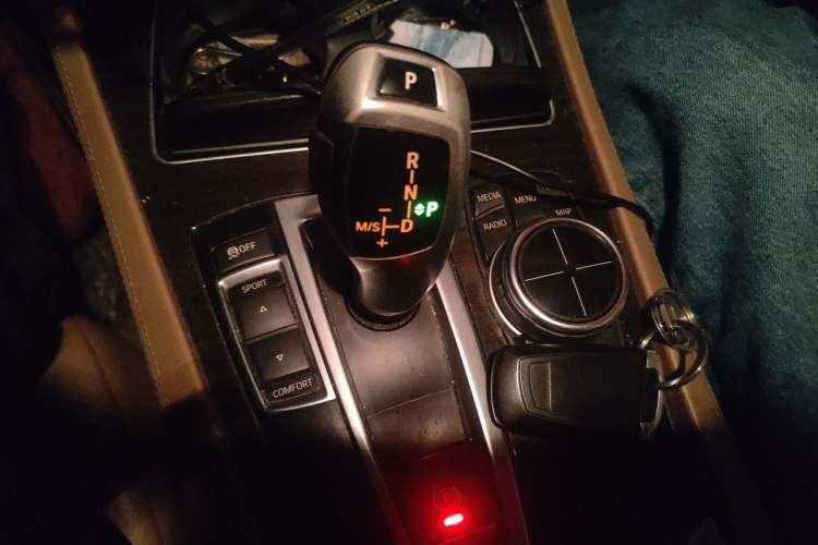 Used BMW 7 Series 2013 730Li Leading Model Gear Lever