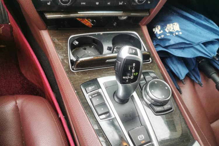 Used BMW 7 Series 2013 730Li Leading Model Gear Lever