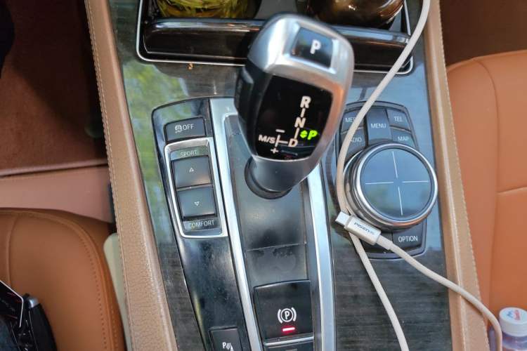 Used BMW 7 Series 2013 730Li Leading Model Gear Lever