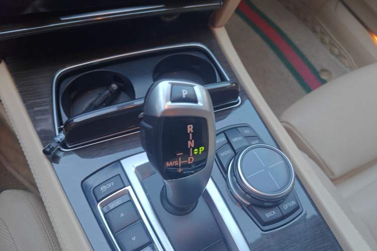 Used BMW 7 Series 2013 730Li Leading Model Gear Lever