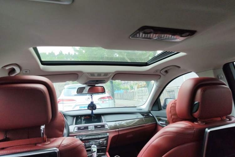 Used BMW 7 Series 2013 730Li Leading Model Headliner