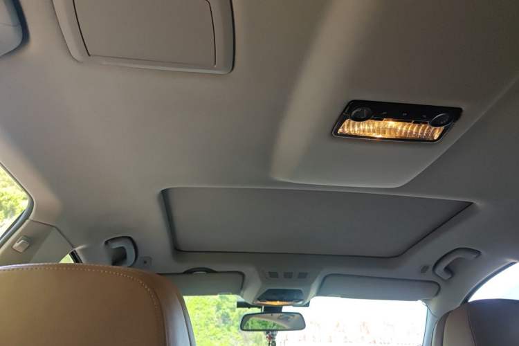Used BMW 7 Series 2013 740Li Luxury Model Headliner