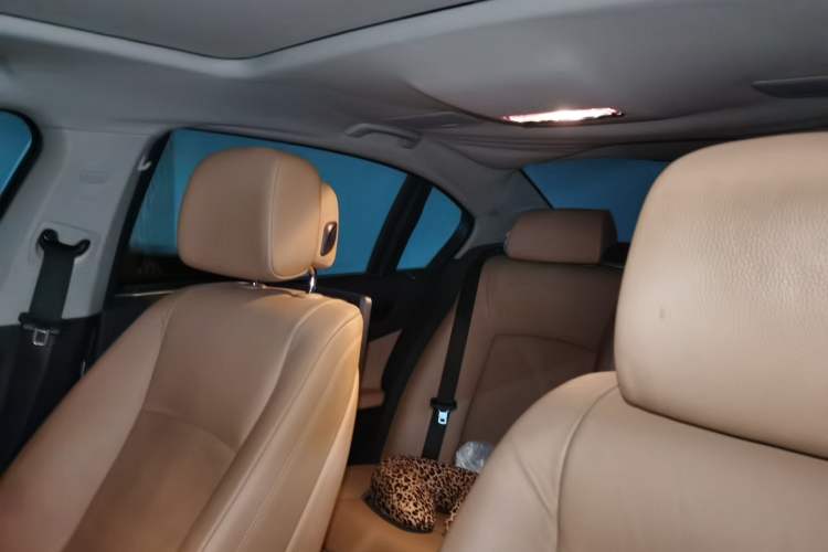 Used BMW 7 Series 2013 730Li Leading Model Headliner
